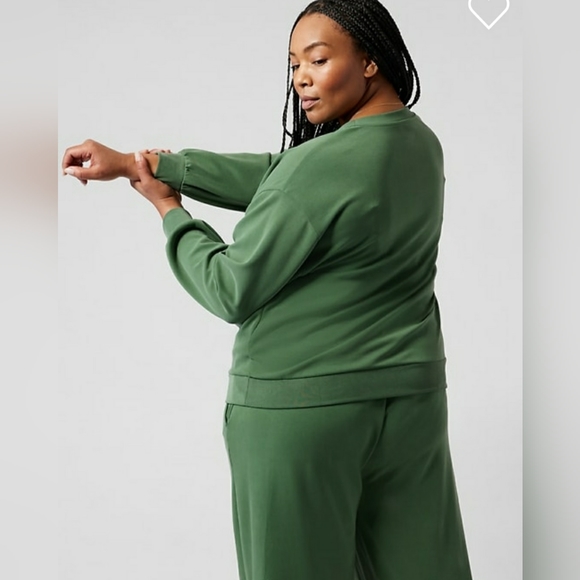 Athleta Willow V-Neck Sweatshirt - Picture 8 of 11